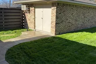 2631 Danny Ln, Farmers Branch, TX 75234 - Photo 8