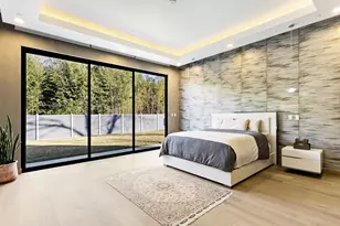 10230 Marsh Ln, Dallas, TX 75229 - Photo 28