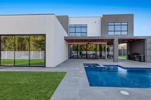 10230 Marsh Ln, Dallas, TX 75229 - Photo 10