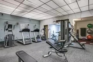 6211 W Northwest Hwy, Dallas, TX 75225 - Photo 10