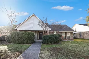 4028 Cedarview Rd, Dallas, TX 75287 - Photo 2