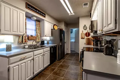 266 E Ridgegate Drive, Garland, TX 75040 - Photo 2