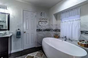 266 E Ridgegate Dr, Garland, TX 75040 - Photo 22