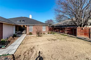 266 E Ridgegate Dr, Garland, TX 75040 - Photo 30