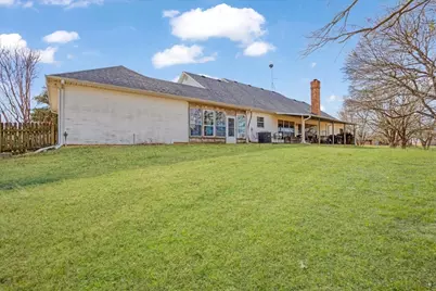 1044 County Road 3230, Windom, TX 75492 - Photo 16