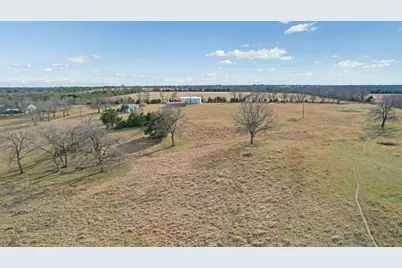 1044 County Road 3230, Windom, TX 75492 - Photo 36