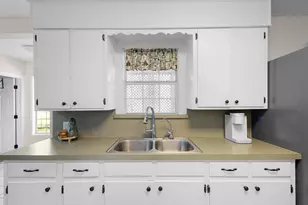 638 Main St, Paradise, TX 76073 - Photo 10