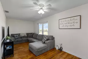 638 Main St, Paradise, TX 76073 - Photo 2