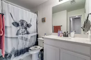 1402 Dry Crk Dr, Cleburne, TX 76033 - Photo 10