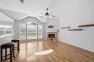 1020 Hay Stack Ct, Little Elm, TX 75068 - Photo 4