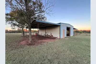 3901 S Nolan River Road, Cleburne, TX 76033 - Photo 18