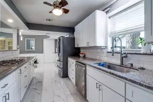 9352 Heatherdale Dr, Dallas, TX 75243 - Photo 20