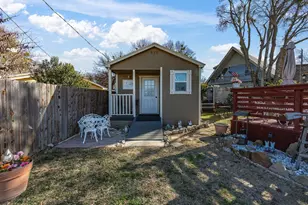 611 Elm Cir, Lake Bridgeport, TX 76426 - Photo 32