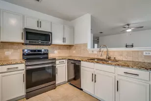 1409 Water Lily Dr, Little Elm, TX 75068 - Photo 4