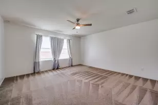 1409 Water Lily Dr, Little Elm, TX 75068 - Photo 6