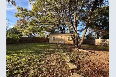 1116 Willowcreek Road, Cleburne, TX 76033 - Photo 20