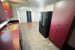 923 N 9th St, Midlothian, TX 76065 - Photo 6