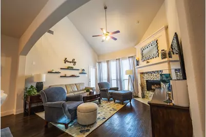 408 Highwood Trail, Lewisville, TX 75056 - Photo 10