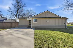 1921 N Woods St, Sherman, TX 75092 - Photo 28