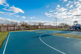 3114 University Park Ln, Irving, TX 75062 - Photo 32