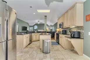 2536 Briarcrest Dr, Burleson, TX 76028 - Photo 10