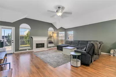 2536 Briarcrest Drive, Burleson, TX 76028 - Photo 6