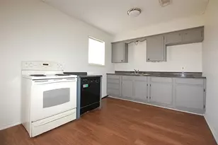 606 E Broad St, Forney, TX 75126 - Photo 6