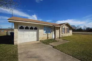 606 E Broad St, Forney, TX 75126 - Photo 2
