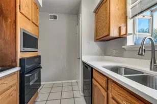 1812 E Northgate Dr, Irving, TX 75062 - Photo 14