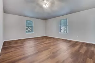 3919 Mehalia Dr, Dallas, TX 75241 - Photo 10