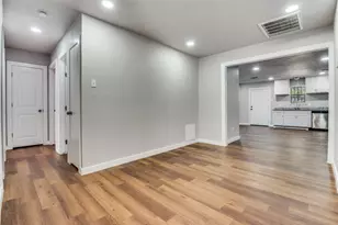 3919 Mehalia Dr, Dallas, TX 75241 - Photo 4