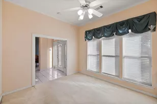 1014 Village Green Ct, Arlington, TX 76012 - Photo 12