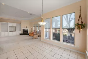 1014 Village Green Ct, Arlington, TX 76012 - Photo 18