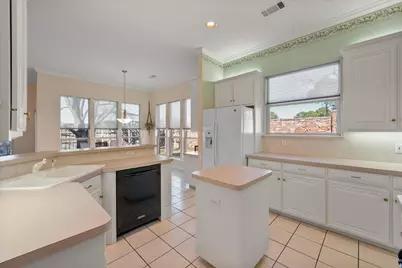 1014 Village Green Court, Arlington, TX 76012 - Photo 22