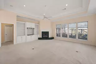 1014 Village Green Ct, Arlington, TX 76012 - Photo 14