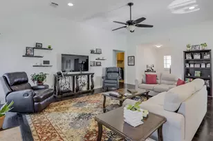 603 Columbia Ave, Waxahachie, TX 75165 - Photo 4