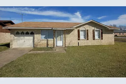 606 E Broad Street, Forney, TX 75126 - Photo 1