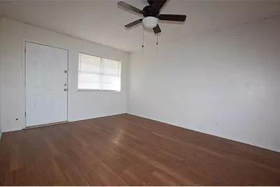 606 E Broad Street, Forney, TX 75126 - Photo 4