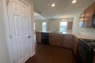 100 Crossbow Ct, Weatherford, TX 76088 - Photo 6