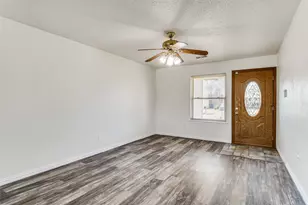 1725 Whiteoak Dr, Garland, TX 75040 - Photo 6