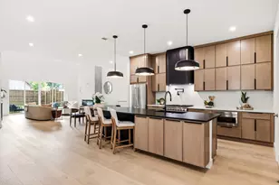 4322 Sexton Ln, Dallas, TX 75229 - Photo 2