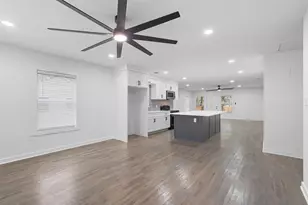 1901 S Jefferson St, Kaufman, TX 75142 - Photo 8