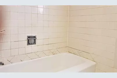 1220 NW 7th Avenue, Mineral Wells, TX 76067 - Photo 6