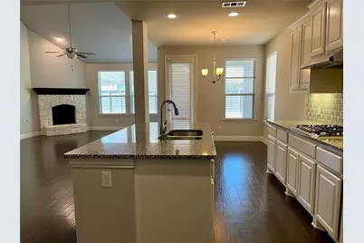 713 Field Crossing, Little Elm, TX 76227 - Photo 8