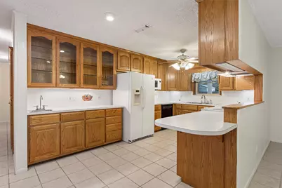 5220 Lake Charles Drive, Waco, TX 76710 - Photo 6