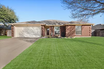 521 E Oak Street, Aledo, TX 76008 - Photo 1