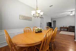 521 E Oak St, Aledo, TX 76008 - Photo 12