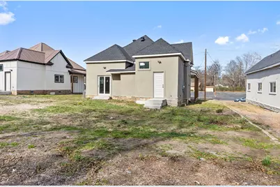 1247 Bonham Street, Paris, TX 75460 - Photo 16