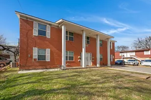 308 College St, Arlington, TX 76010 - Photo 2