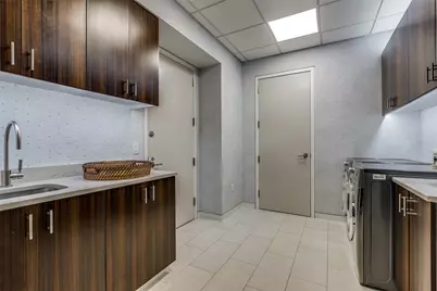 1918 Olive Street #2002, Dallas, TX 75201 - Photo 24